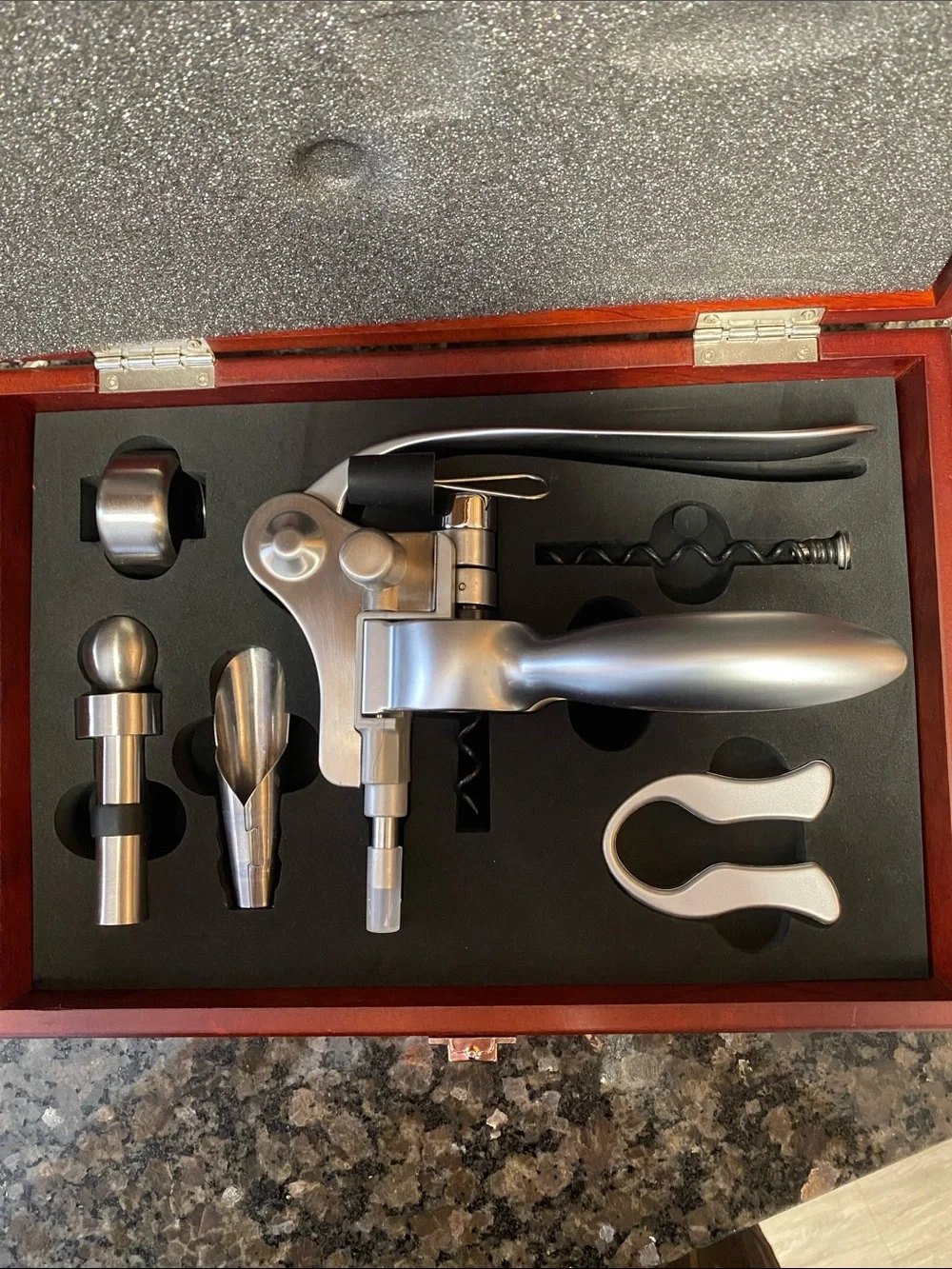 AMPERSAND AVE Red Wood Corkscrew Boxed Set
